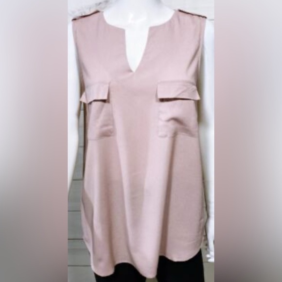 Monteau smoky pink sleeveless button epaulette split neckline top. Medium. - Picture 2 of 6